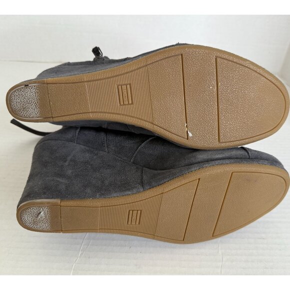 Toms Womens Gray Suede Wedge Booties Size 11 With Side Zipper Closure Winter - Picture 5 of 6